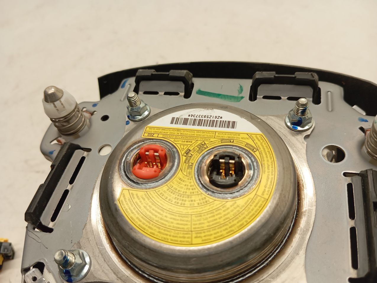 Part image 3