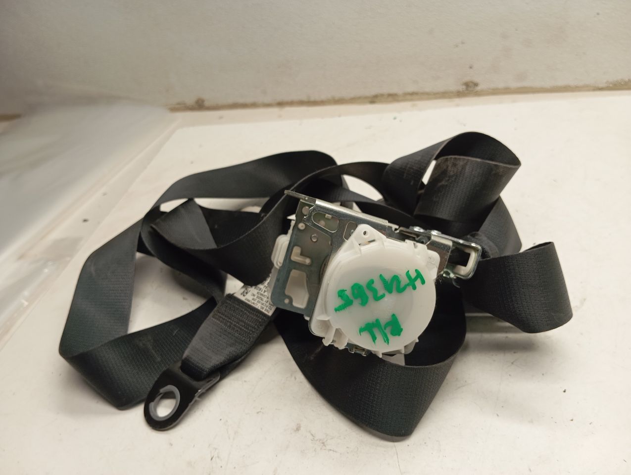 Used 2016 Toyota COROLLA retractor - Stock #H21365