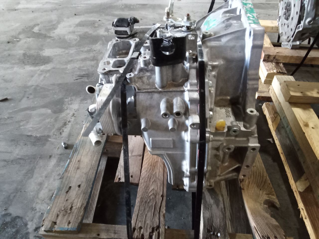 Part image 3