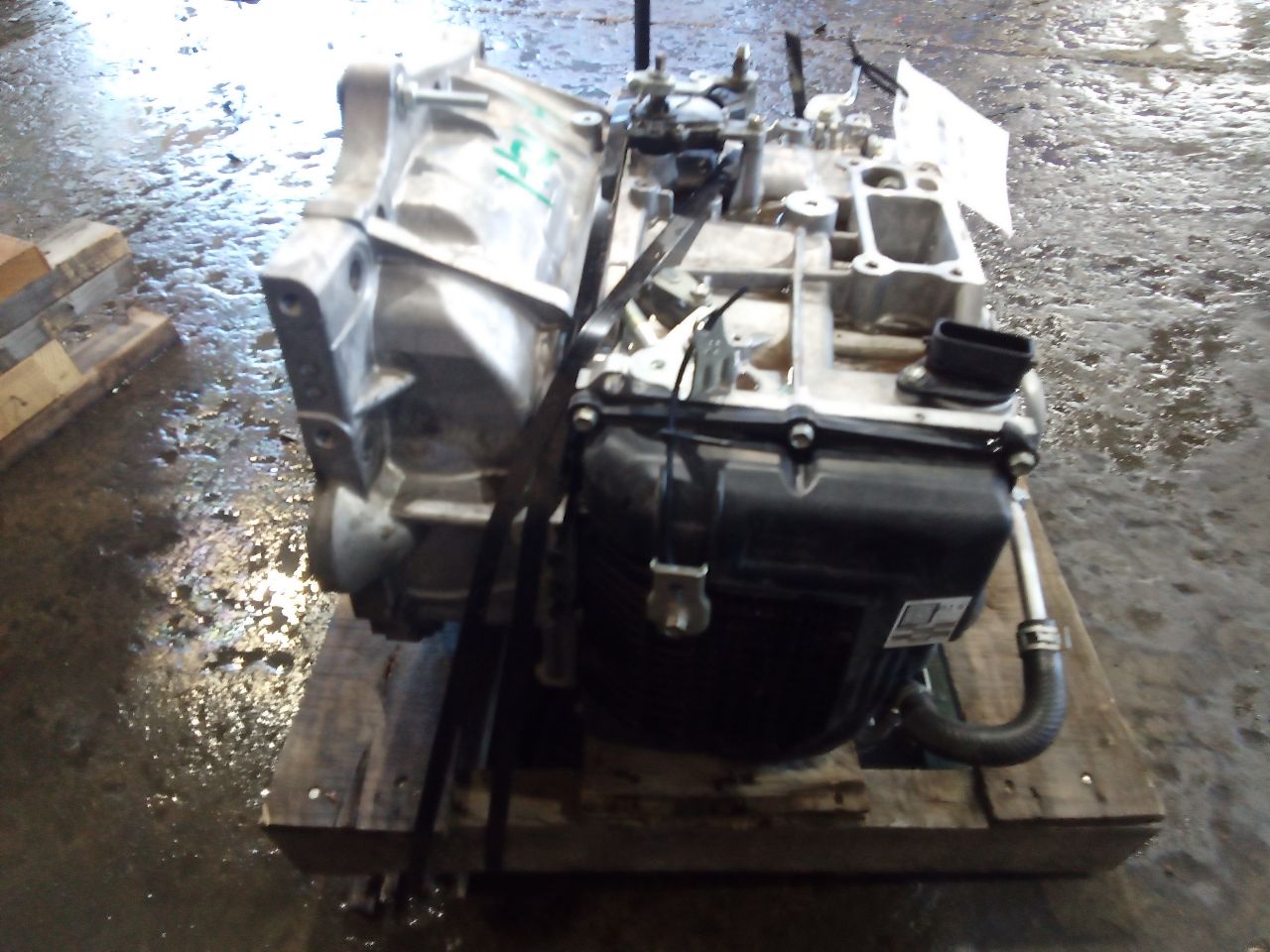 Part image 3
