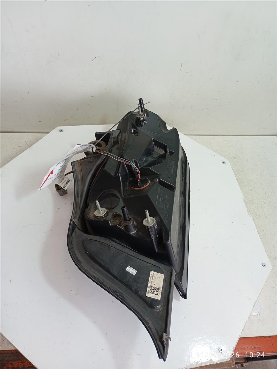 Part image 2