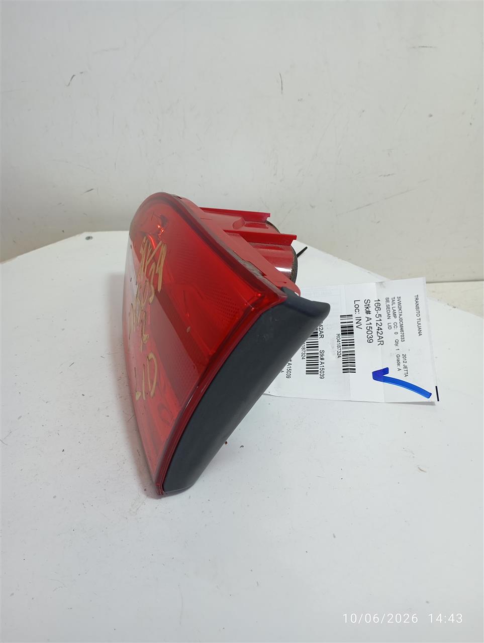 Part image 4