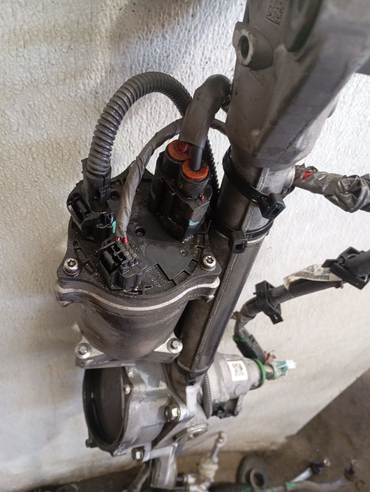 Part image 11