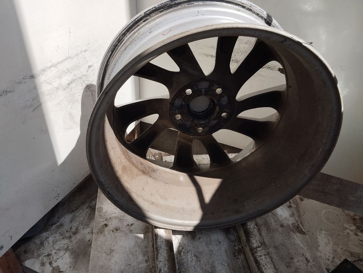 Part image 3