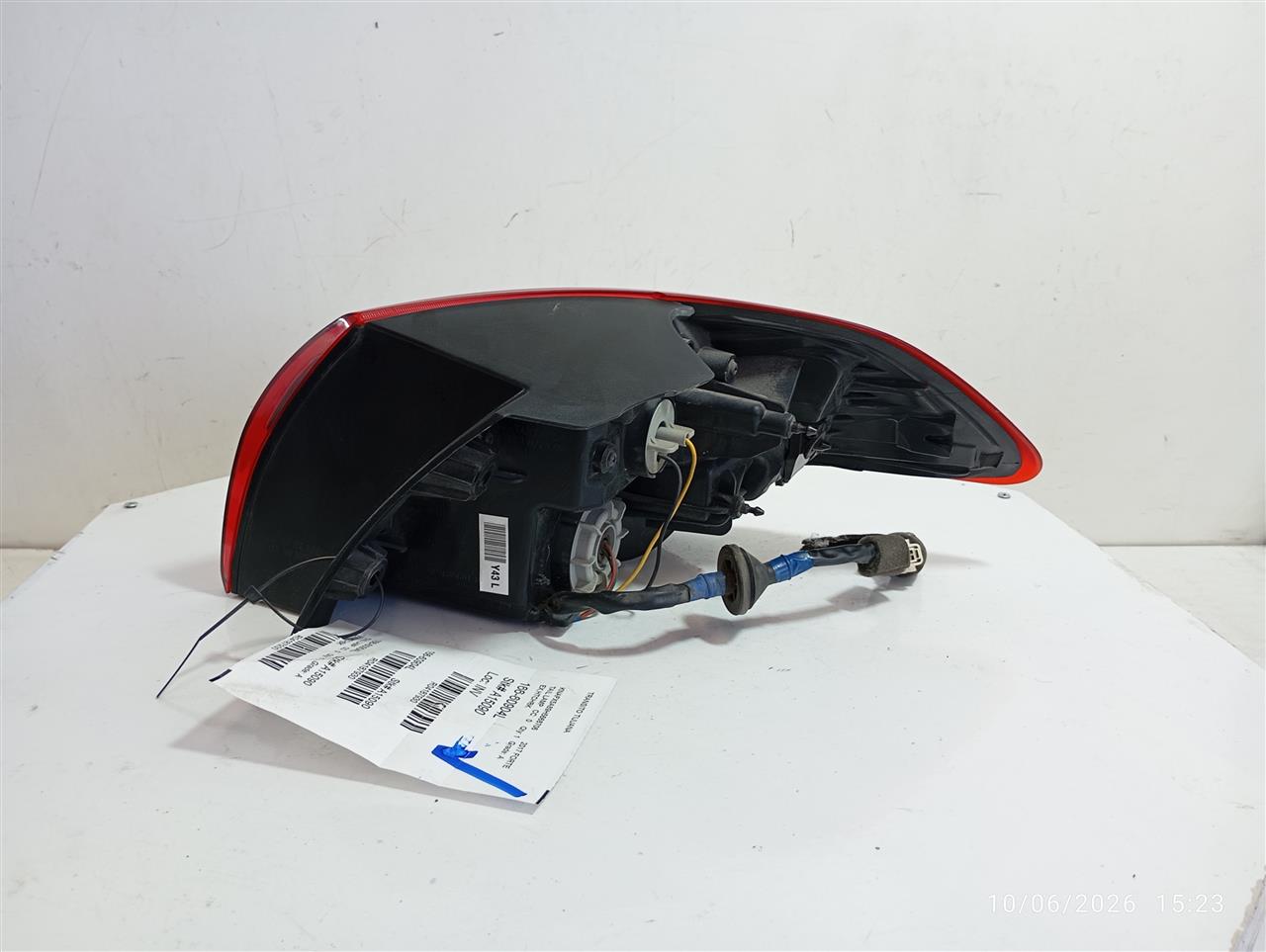 Part image 3