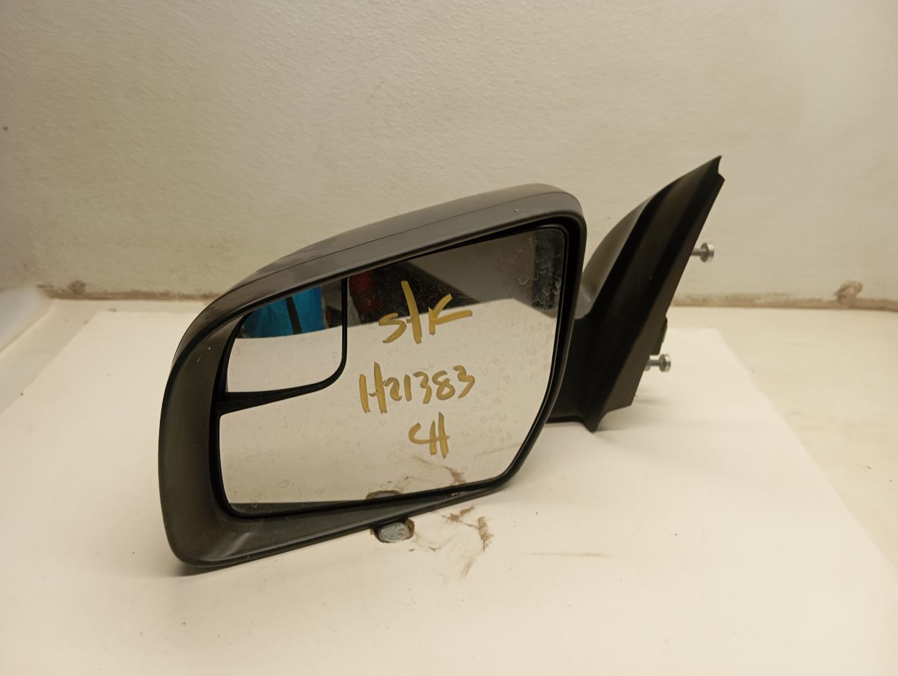 Part image 1