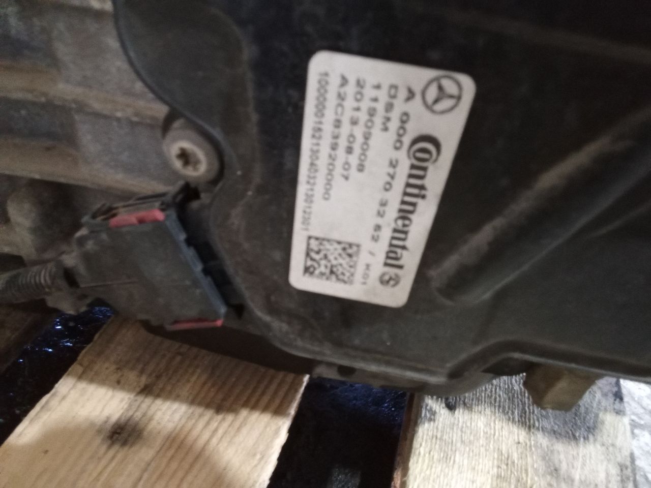 Part image 4