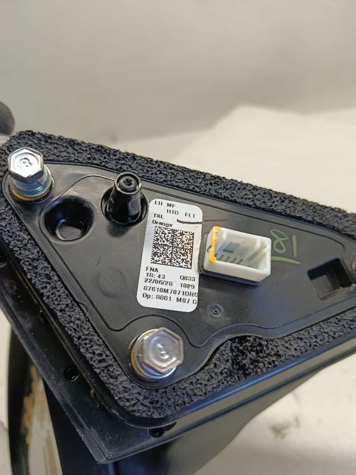 Part image 10