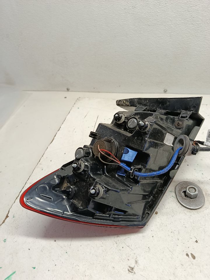 Part image 7