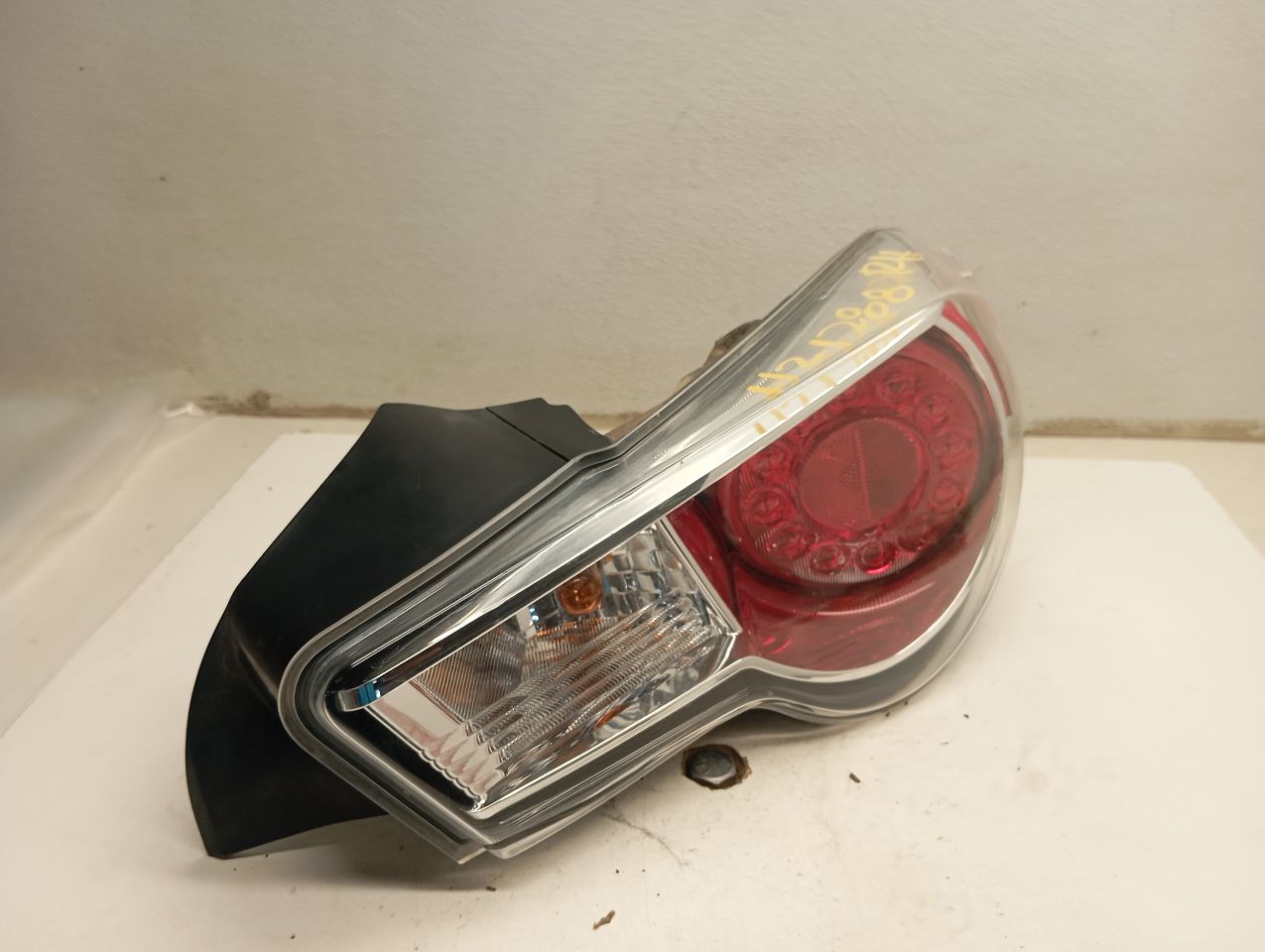 Part image 4