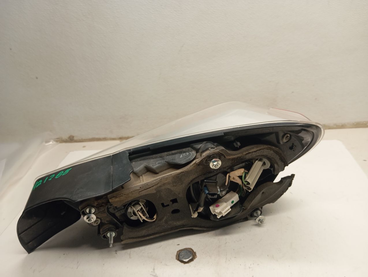 Part image 3