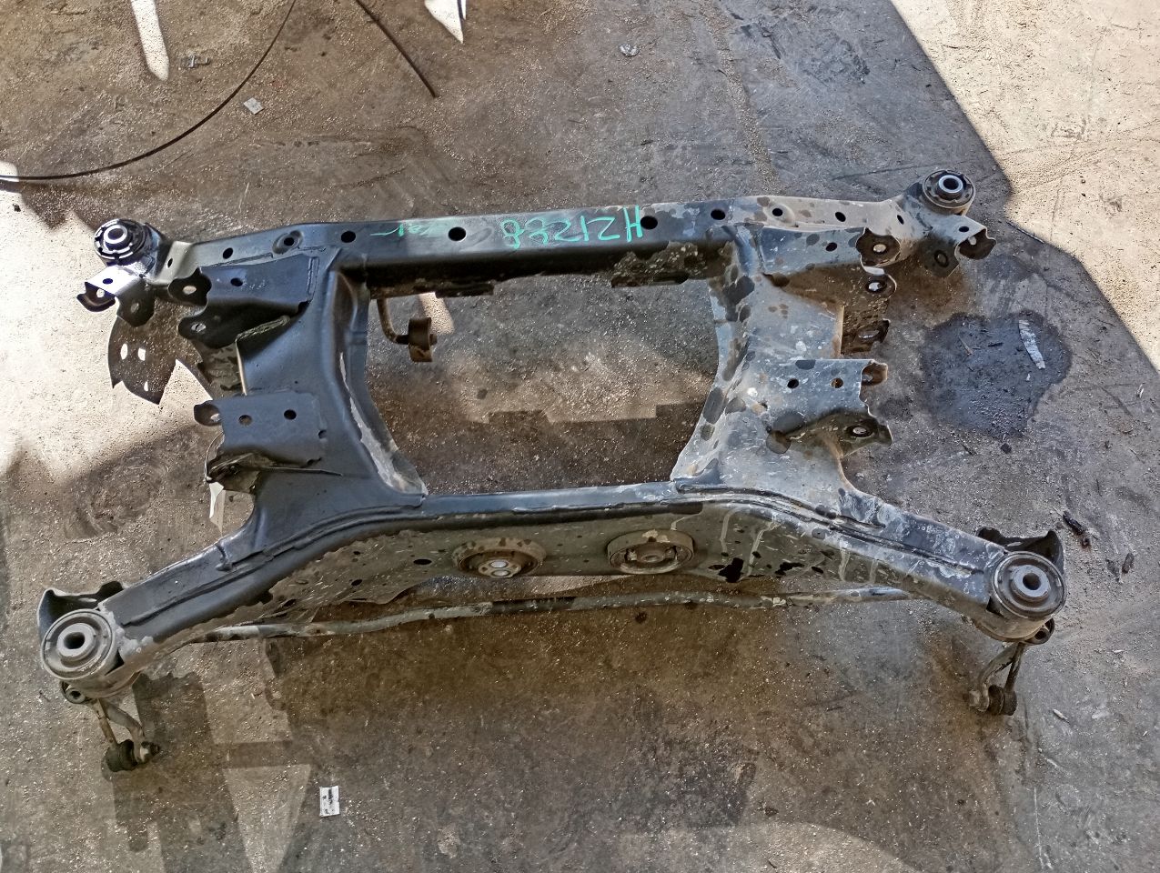 Part image 4