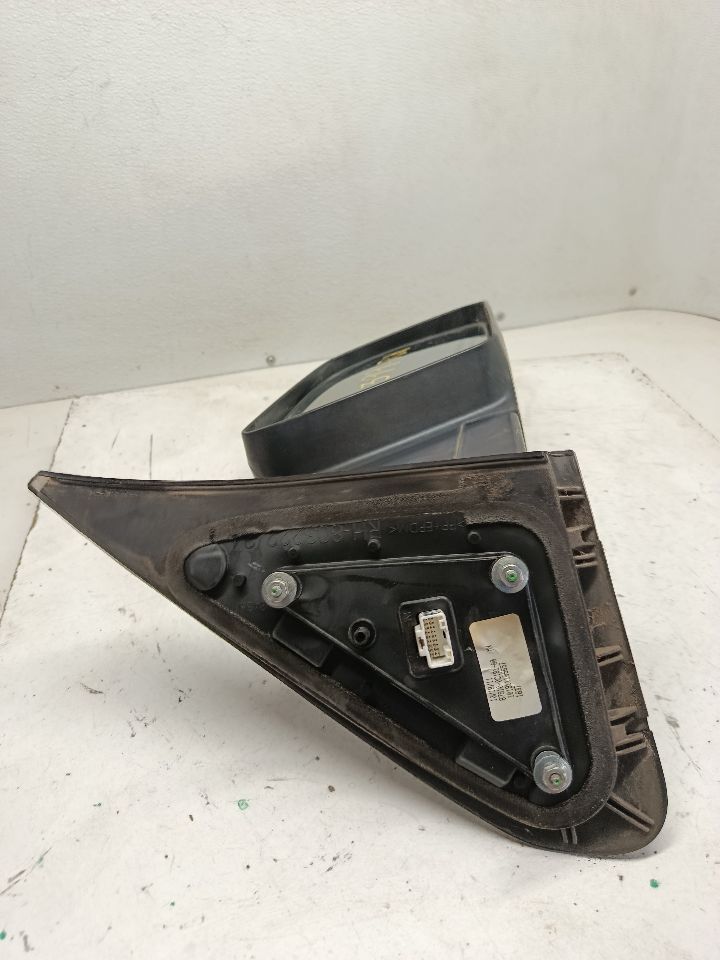 Part image 9