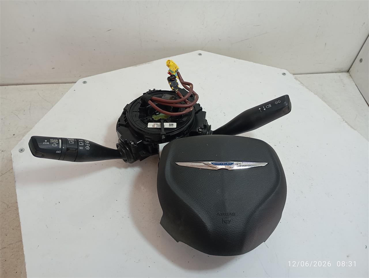 Part image 3