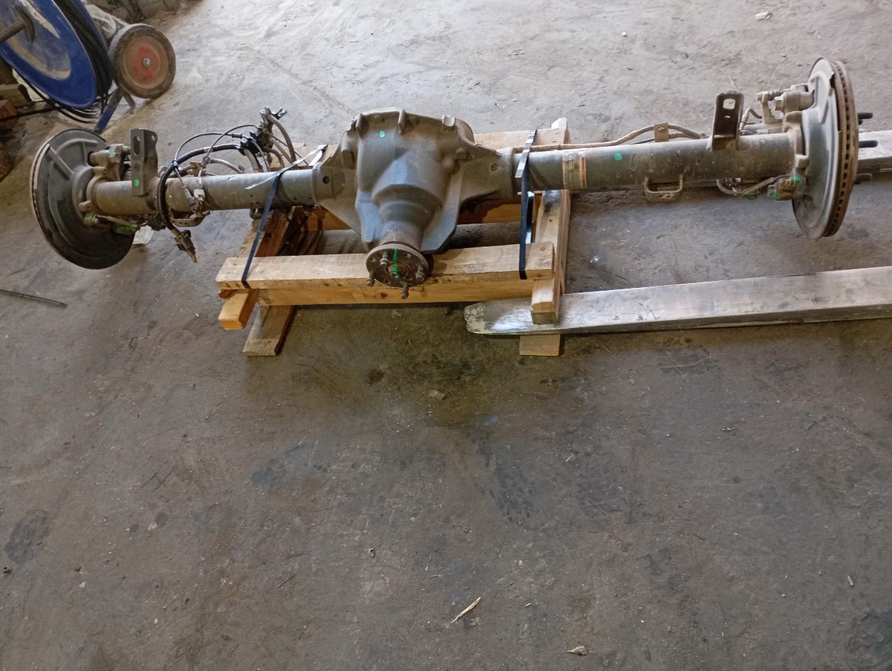 Part image 4