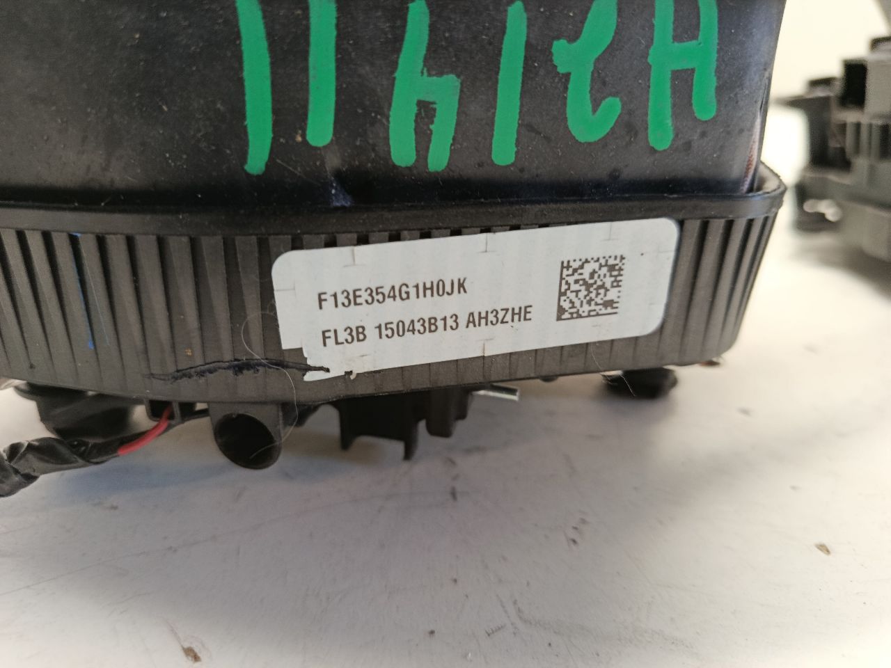 Part image 3