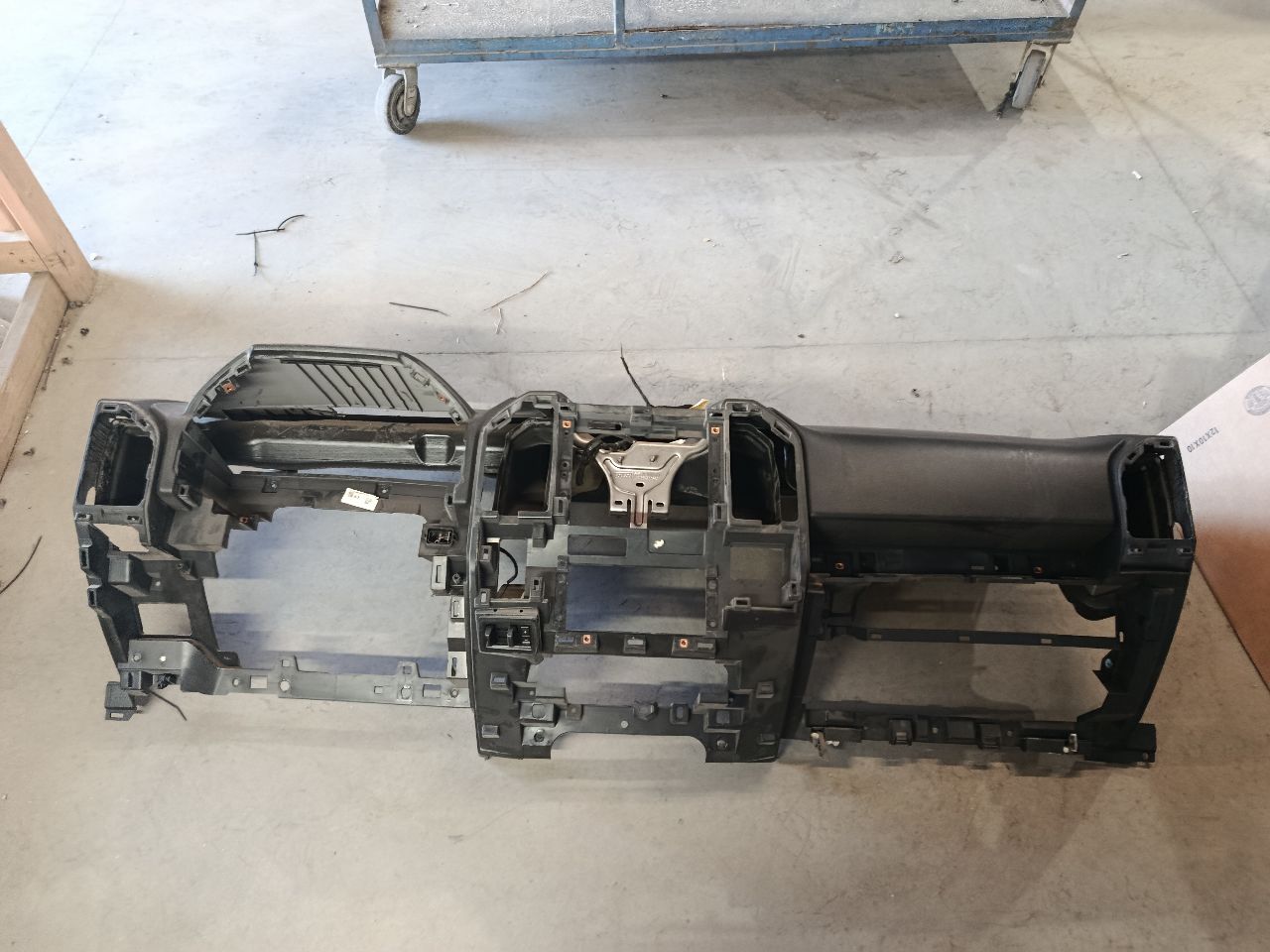 Part image 1