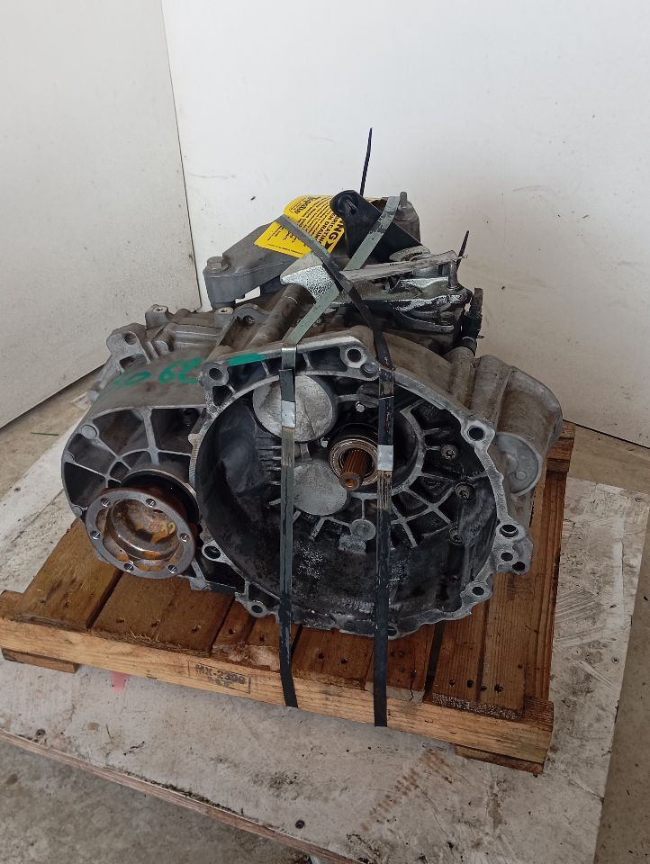 Part image 3