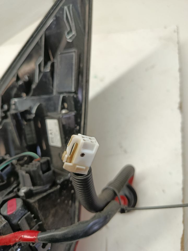 Part image 7