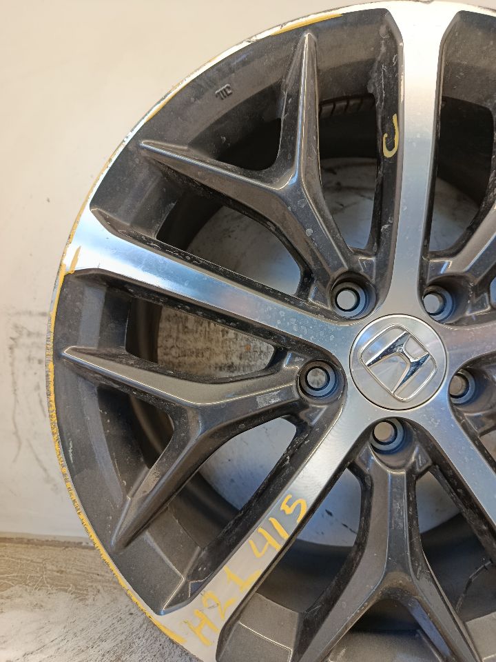 Part image 3