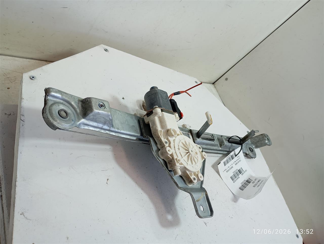 Part image 2