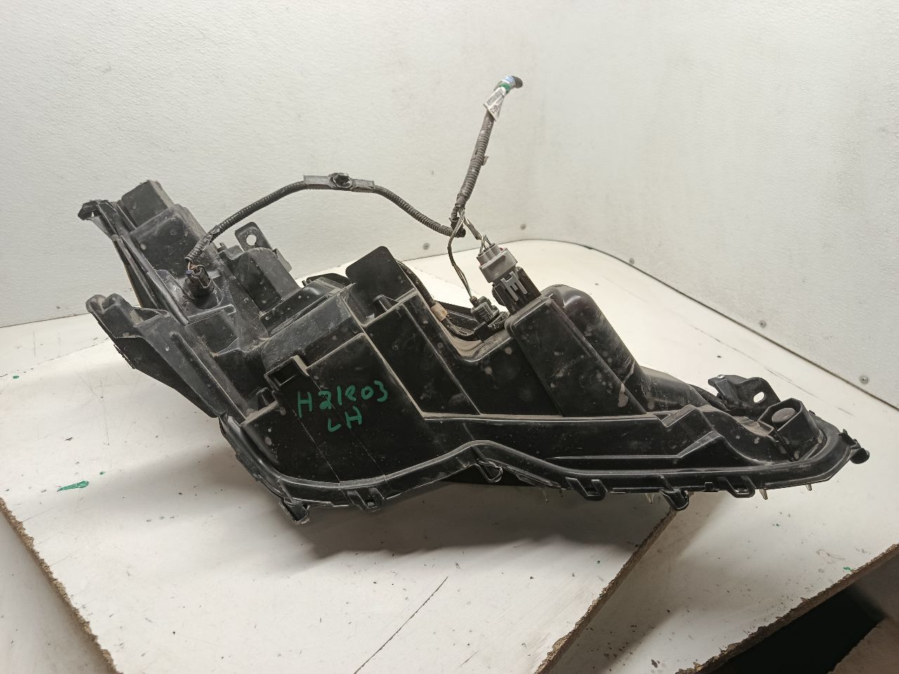Part image 6