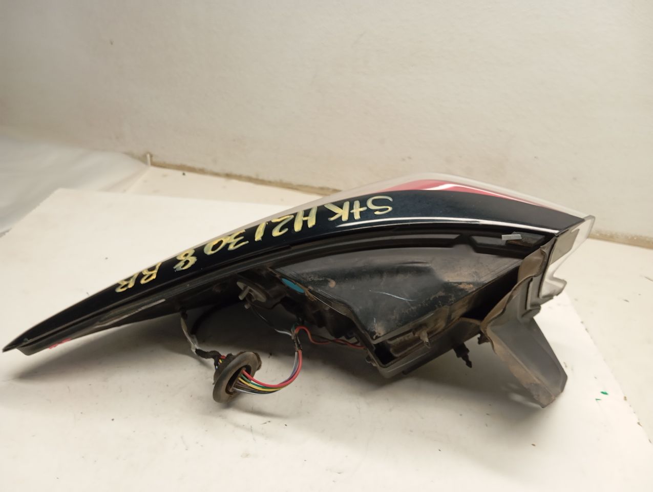 Part image 3