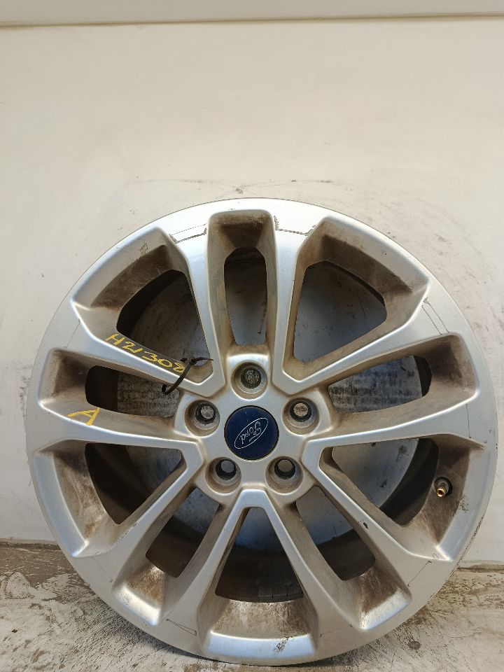 2020 Ford ESCAPE Wheel