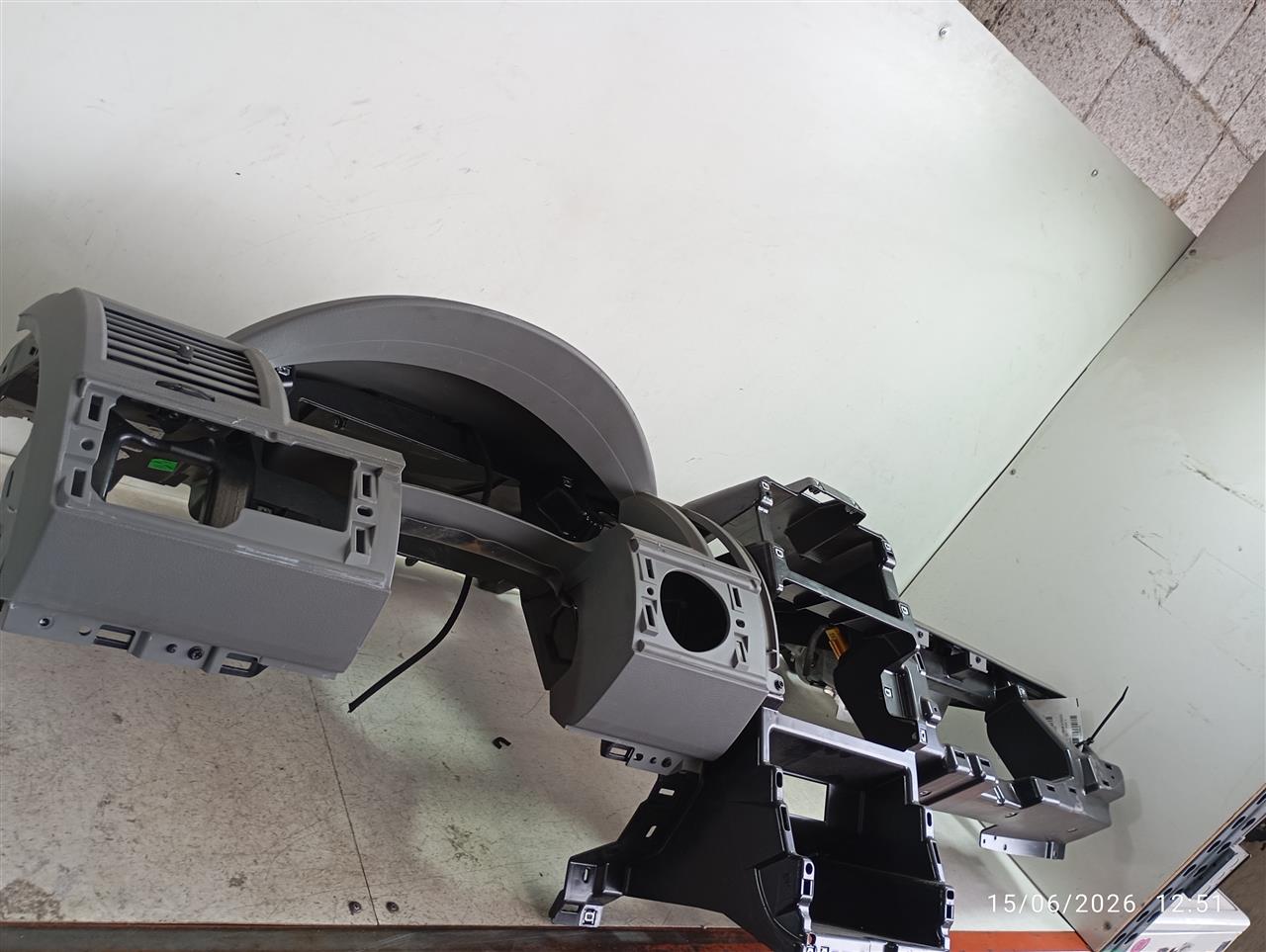 Part image 5