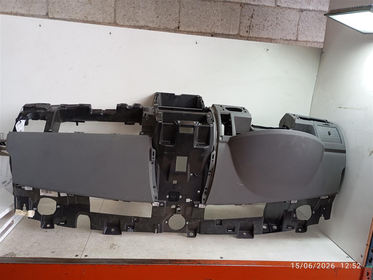 Part image 6