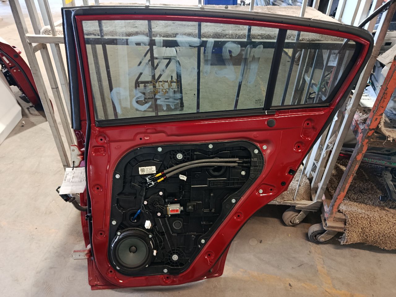 Part image 3