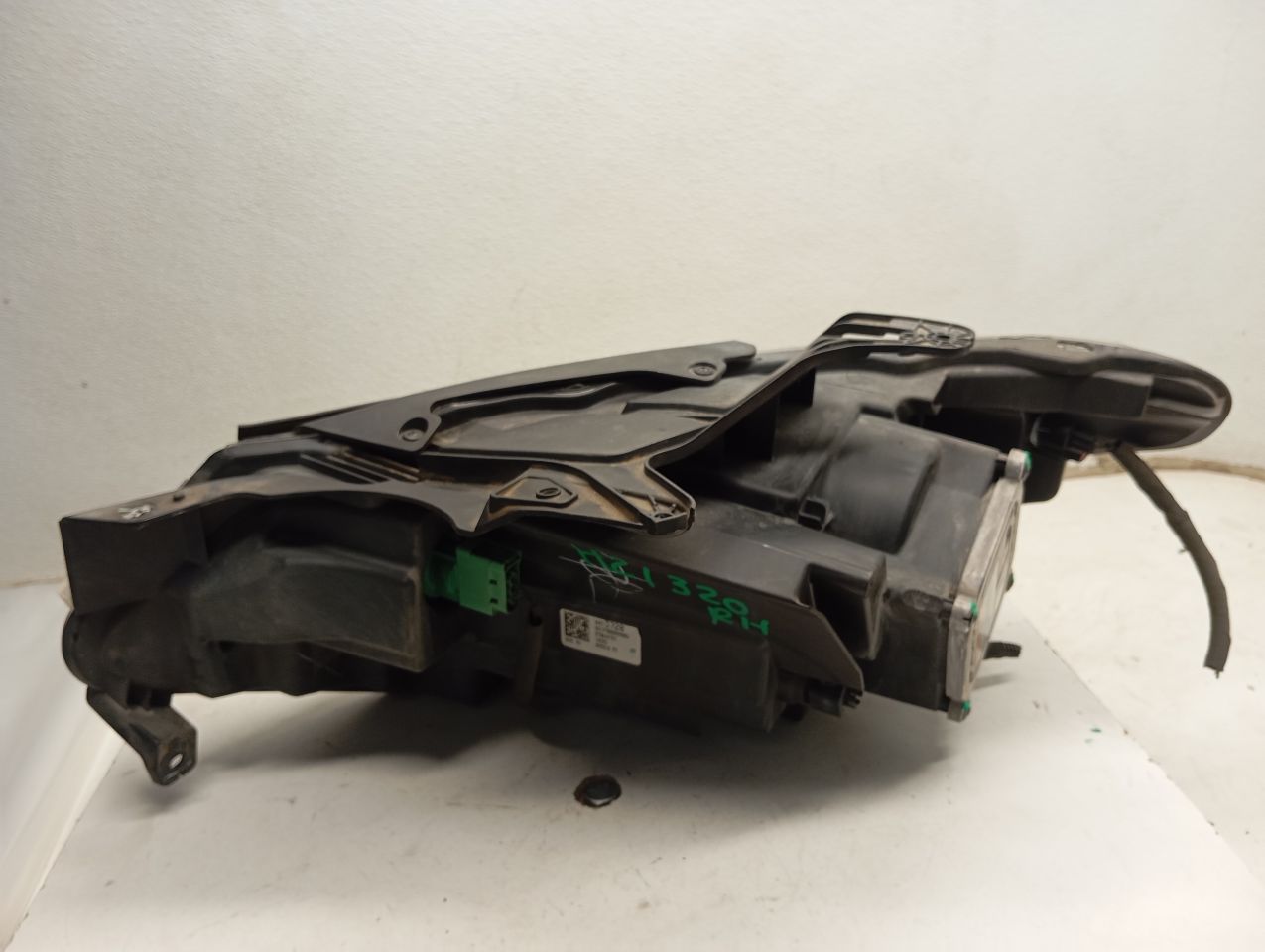 Part image 3