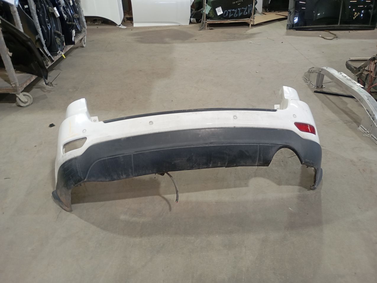 Part image 3