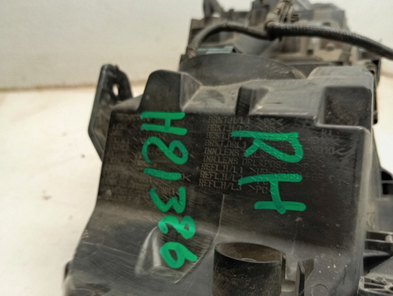 Part image 6
