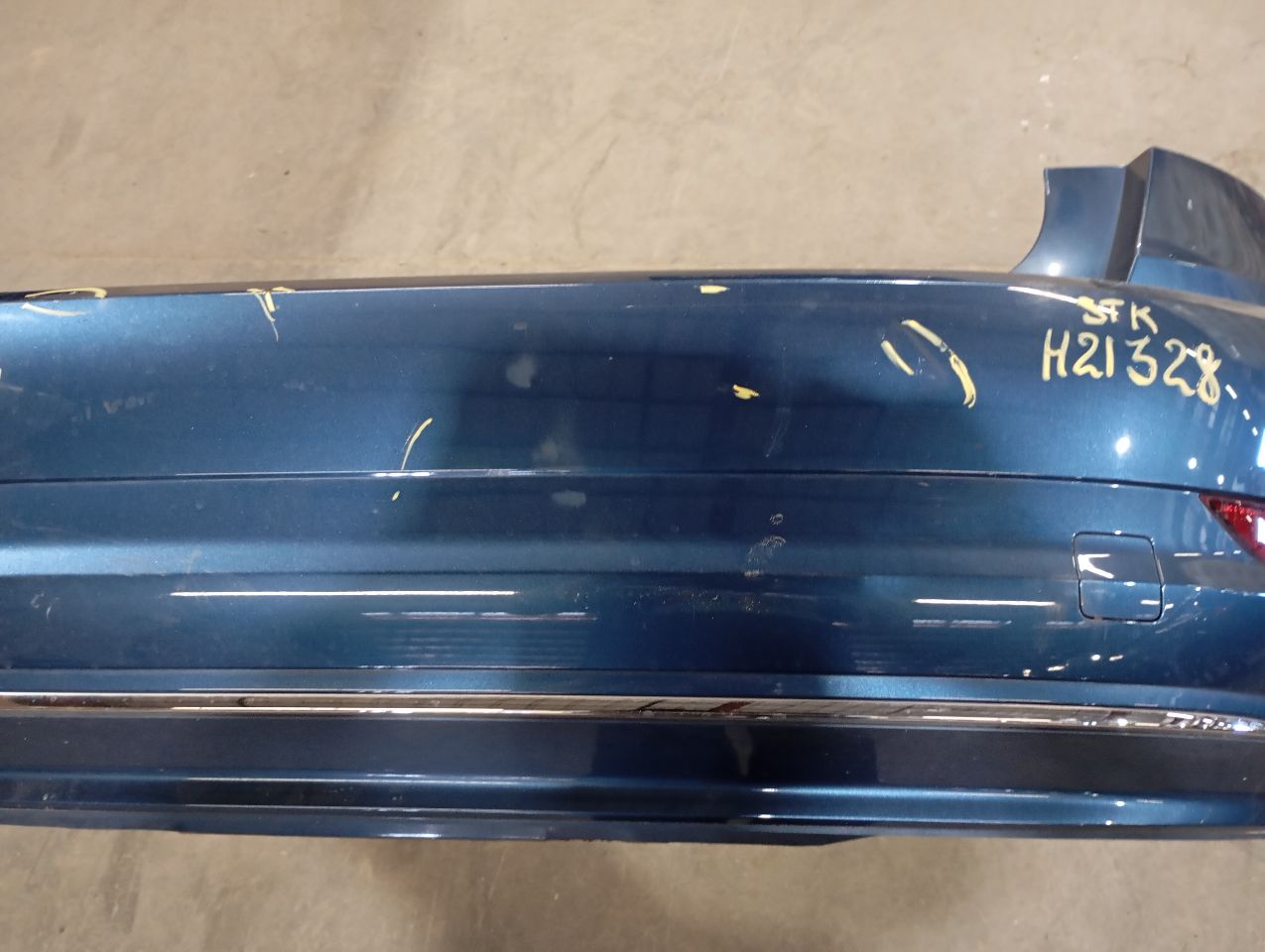 Part image 3