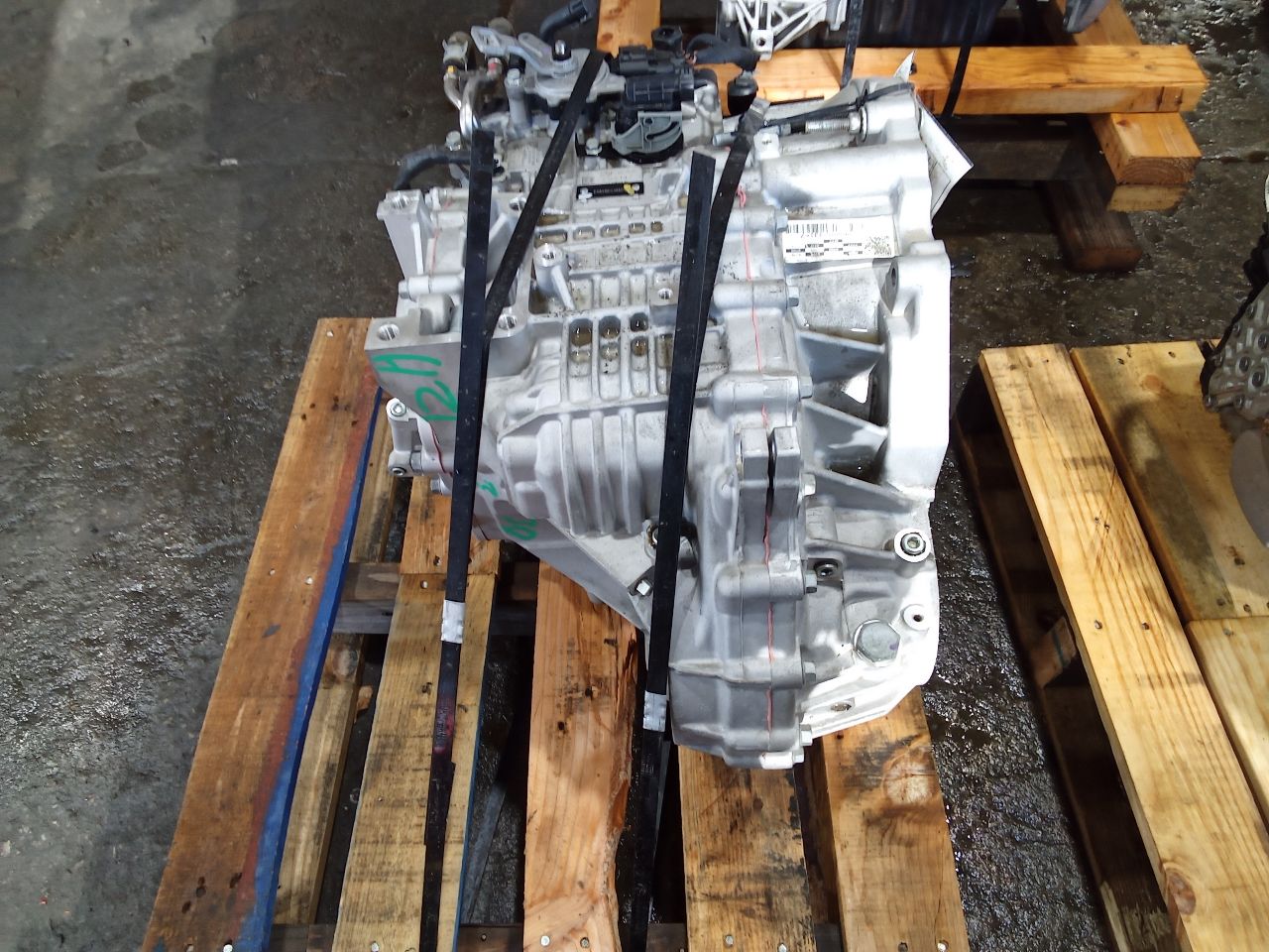 Part image 4