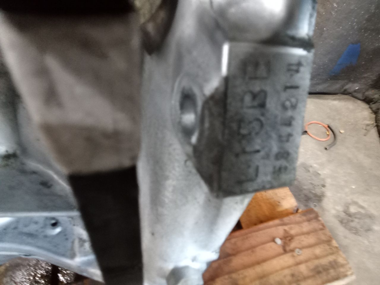 Part image 4