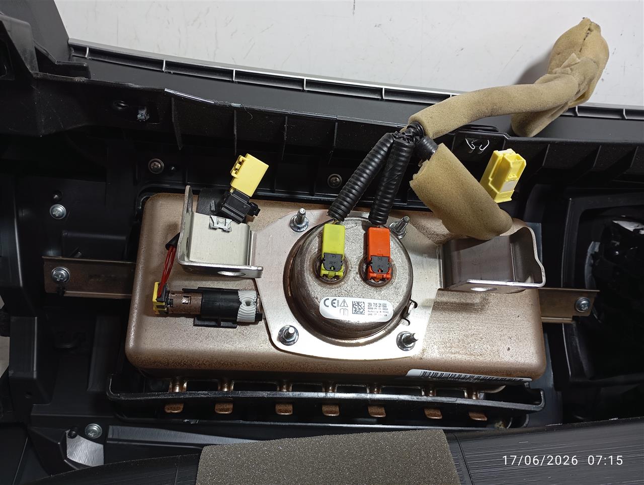 Part image 2