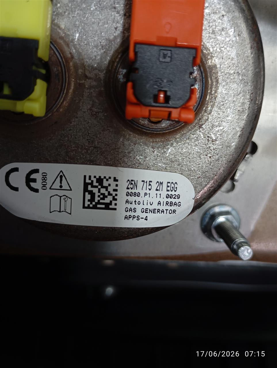 Part image 3