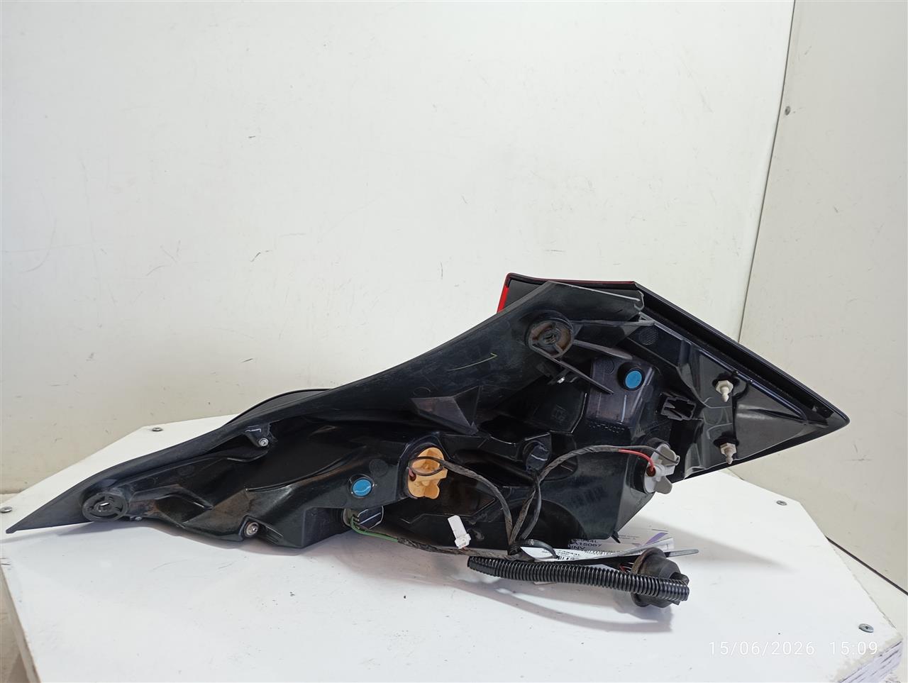 Part image 4
