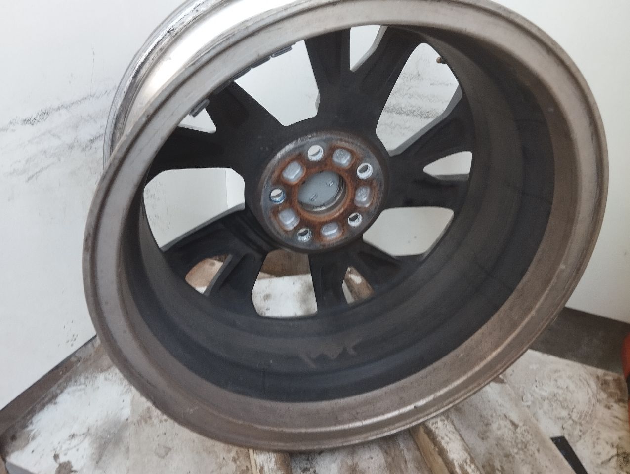 Part image 3