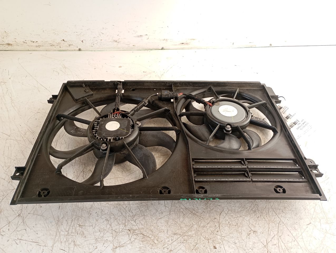 Part image 3