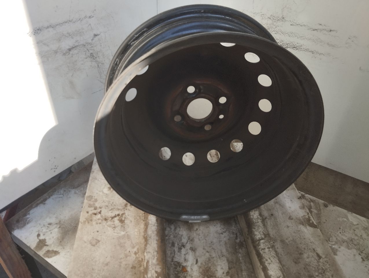 Part image 3