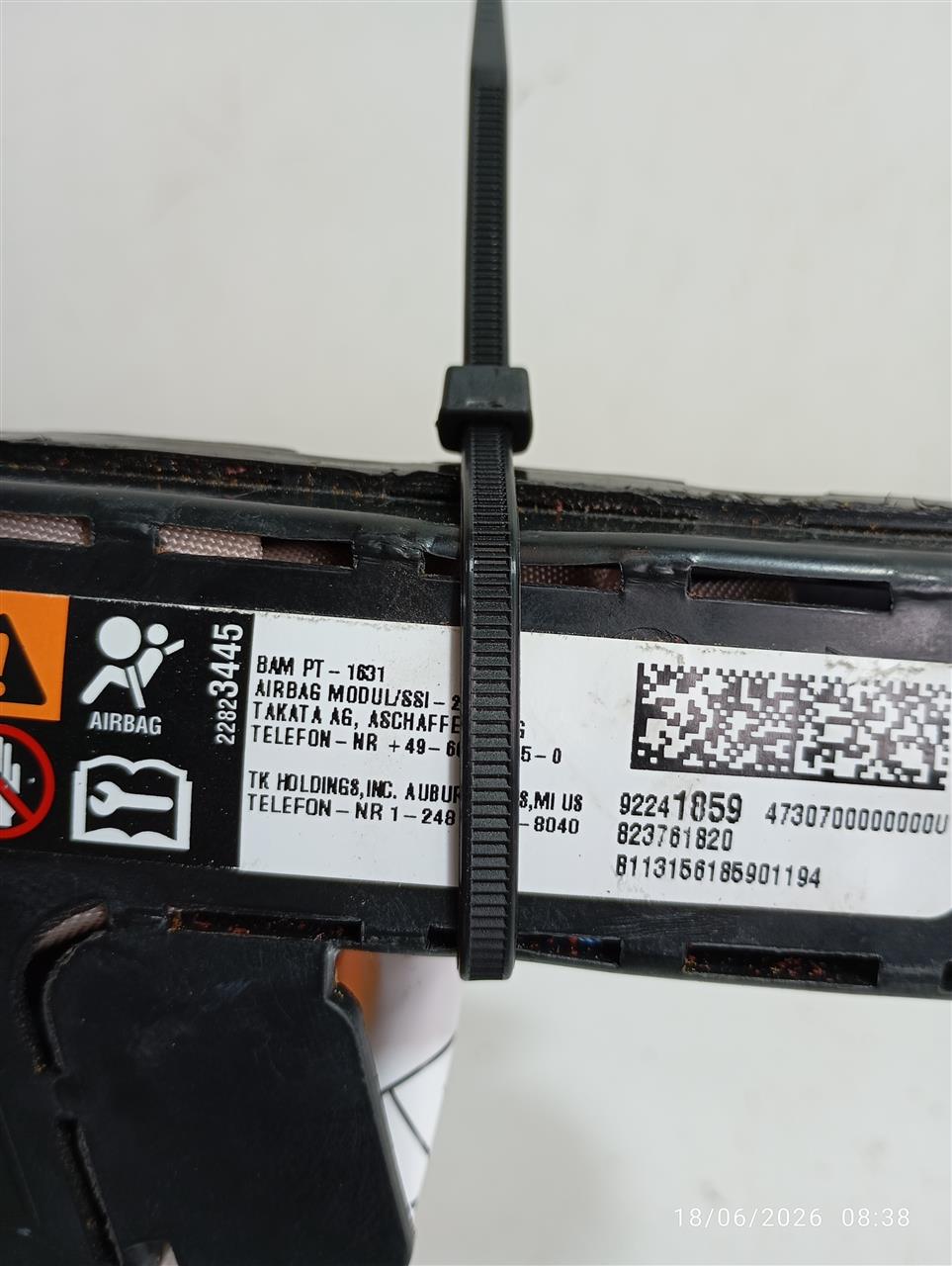 Part image 3
