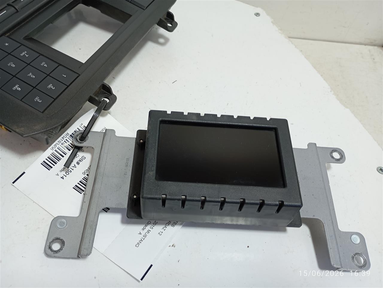 Part image 4