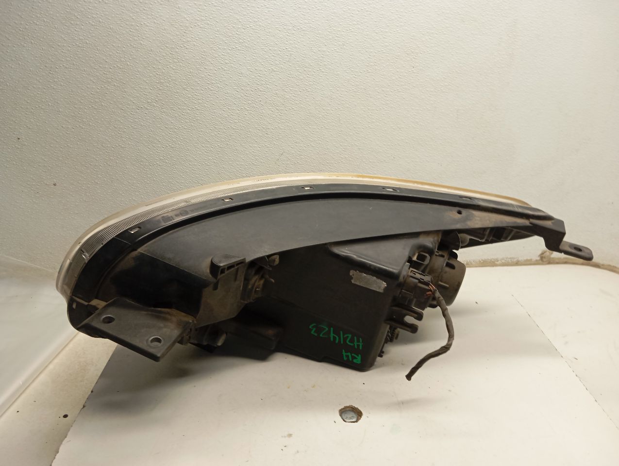 Part image 3
