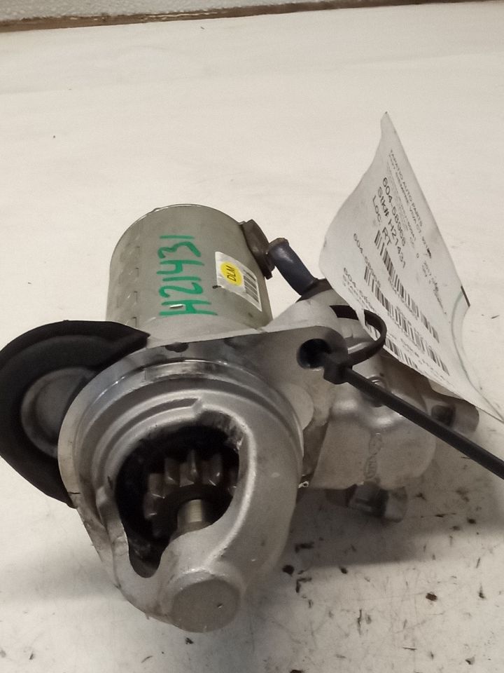 Part image 4