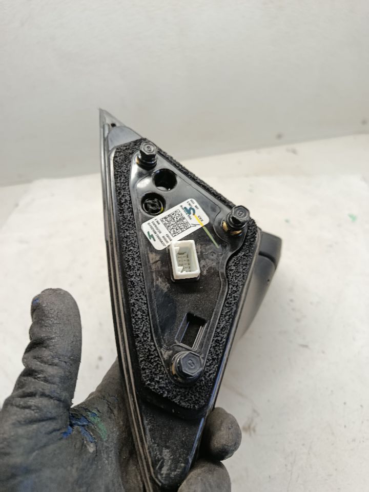 Part image 9
