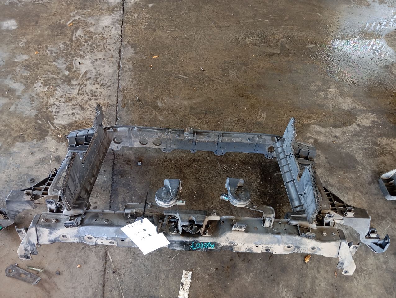 Part image 4