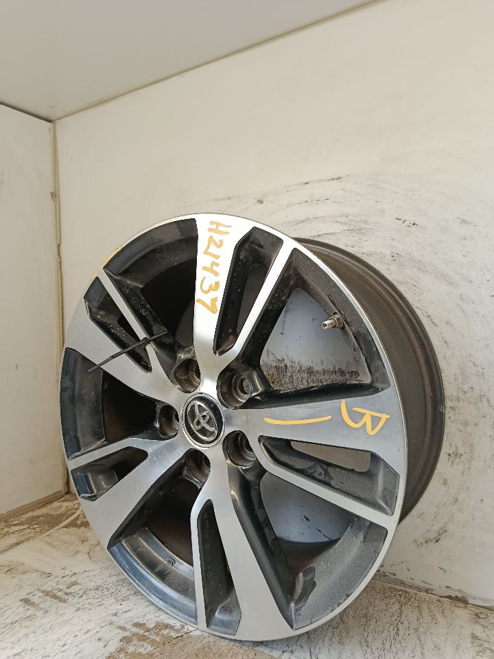 Part image 3
